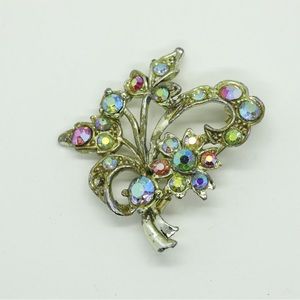 Vintage brooch, silver with multicoloured stones.